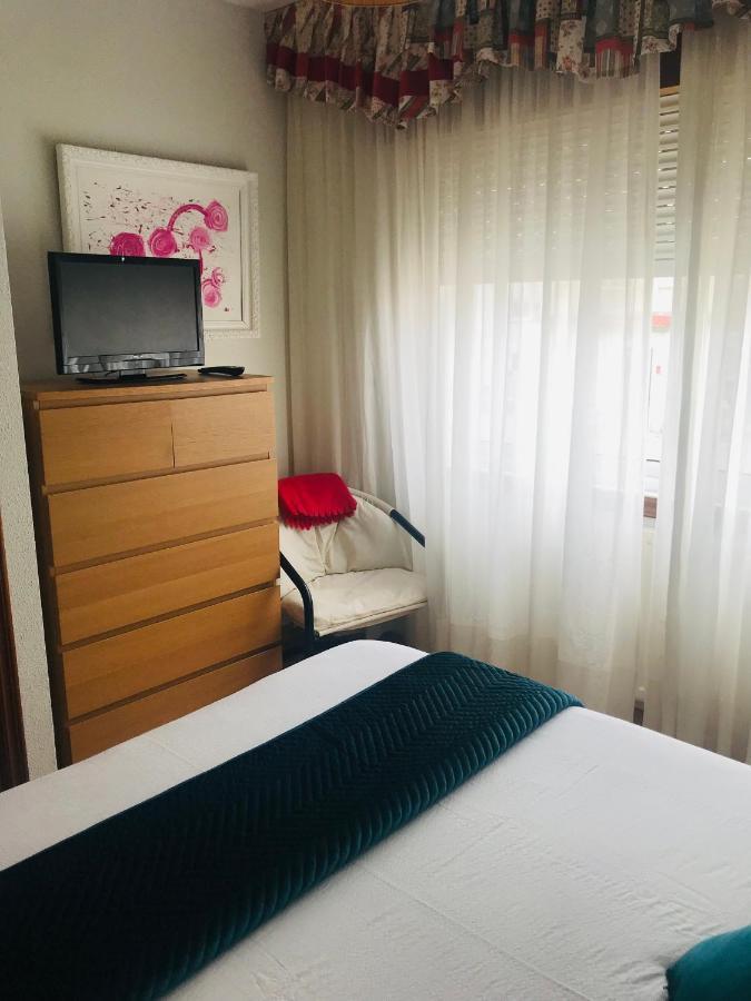 Apartamento Centrico En Monforte De Lemos - No Wifi - Parking Privado 외부 사진